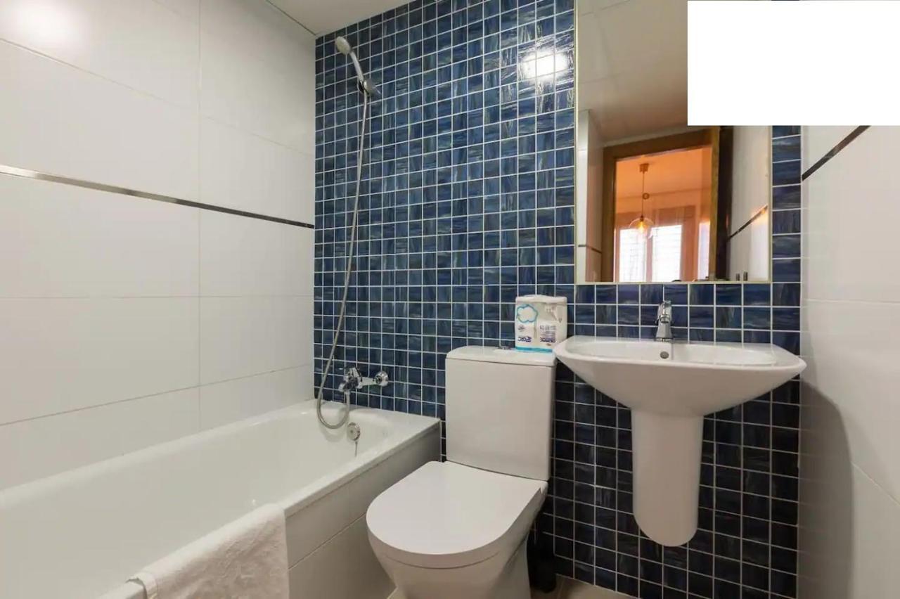 Apartamento La Rosaleda Малага Екстериор снимка