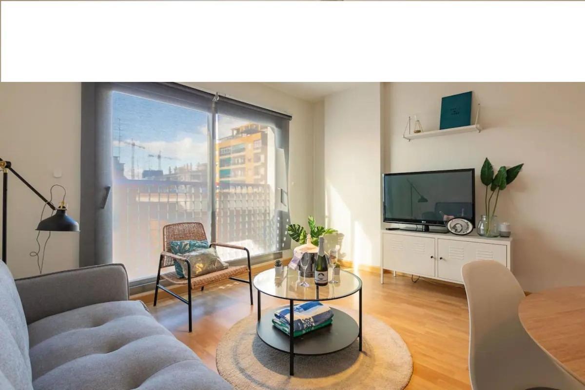 Apartamento La Rosaleda Малага Екстериор снимка